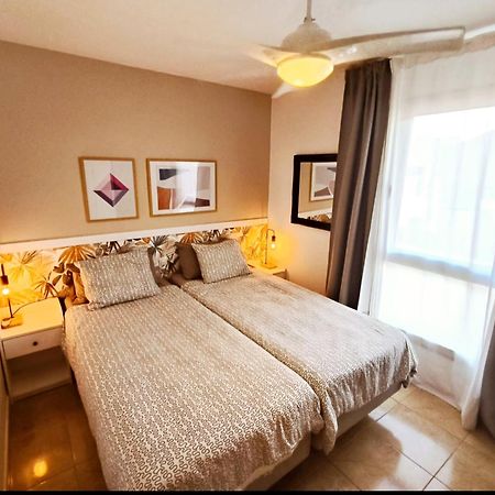 Modern House With 2 Bedrooms Near The Beach Castillo del Romeral Esterno foto